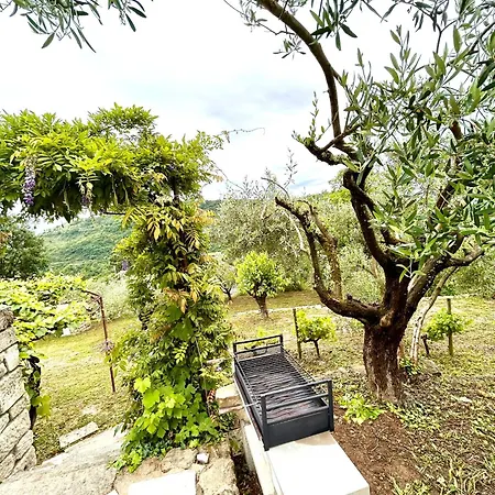 Ferienhaus Mas Chantequinson Les Assions